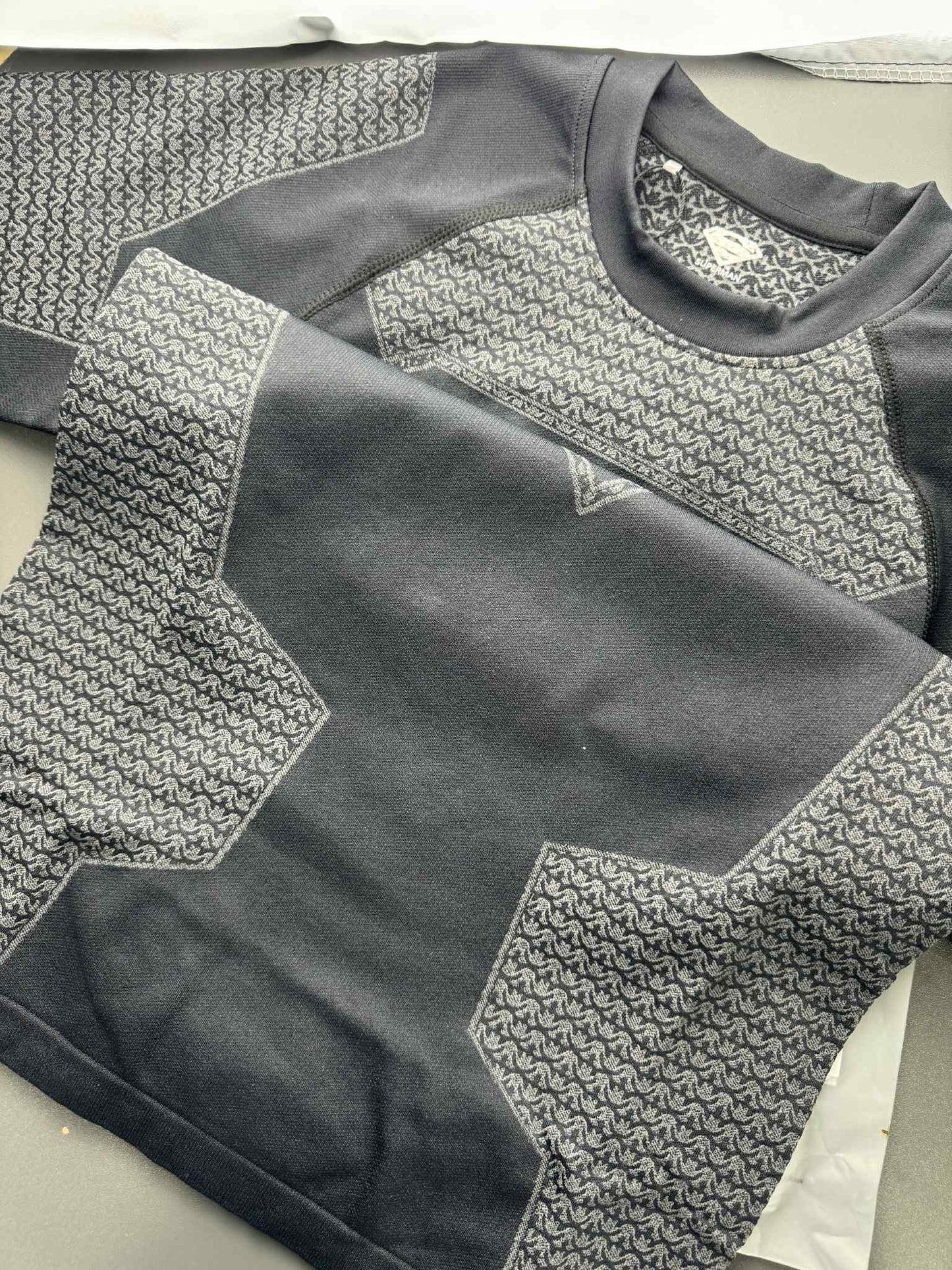YG COMPRESSION TEE SP